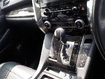 TOYOTA ALPHARD 2020 Image 13