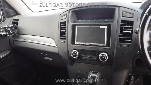 MITSUBISHI PAJERO 2010 Image 19