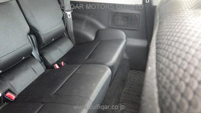 MITSUBISHI PAJERO 2010 Image 21