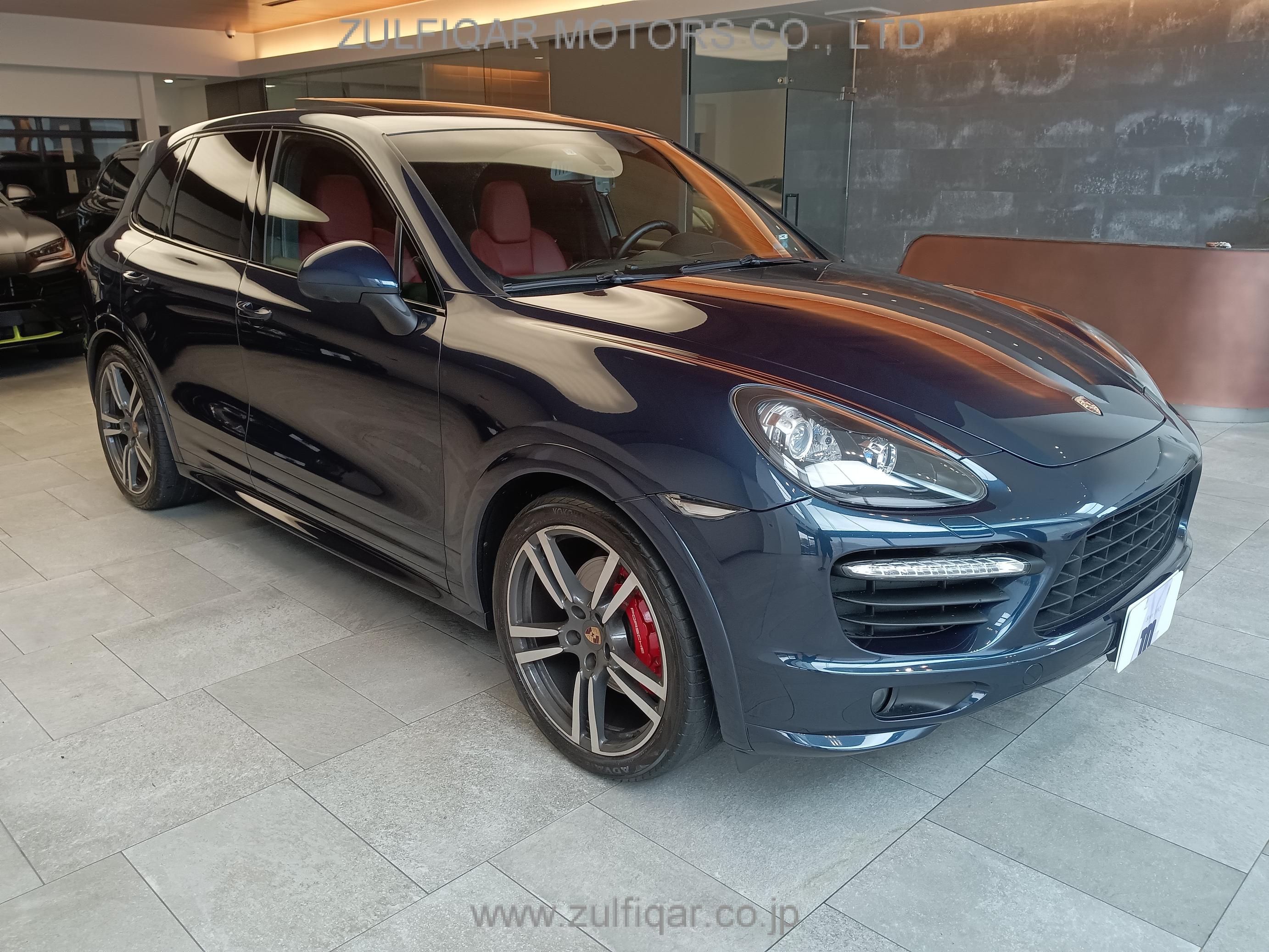 PORSCHE CAYENNE 2014 Image 3