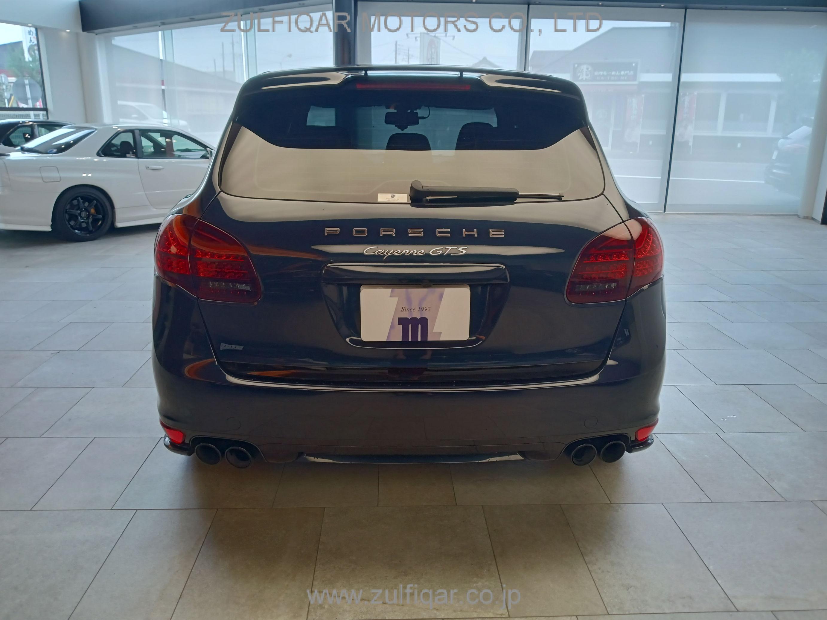 PORSCHE CAYENNE 2014 Image 9