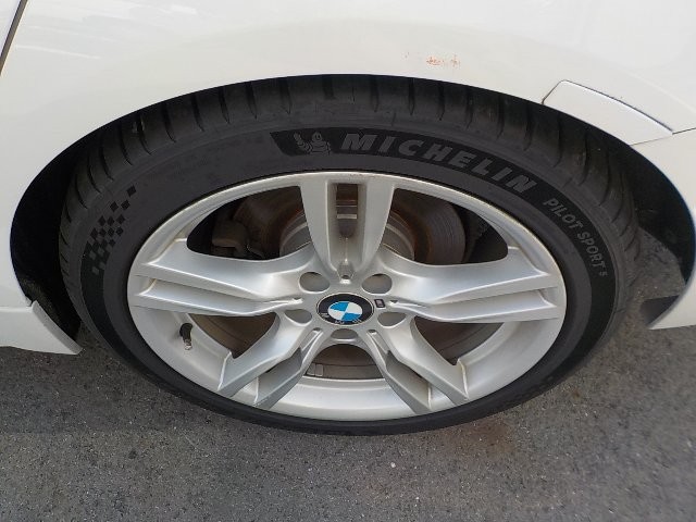 BMW 3 SERIES 2016 Image 23