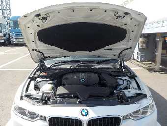 BMW 3 SERIES 2016 Image 13