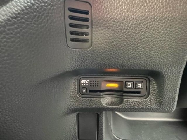 HONDA N-BOX CUSTOM 2020 Image 22