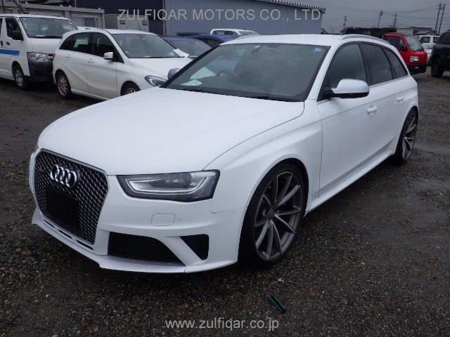 AUDI RS4 2013 Image 8