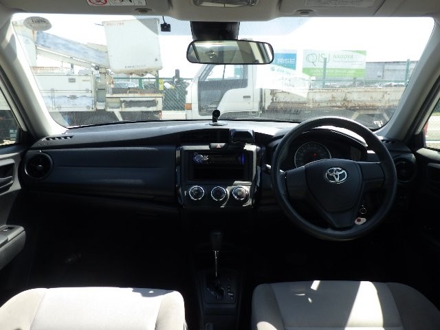 TOYOTA COROLLA AXIO 2017 Image 19