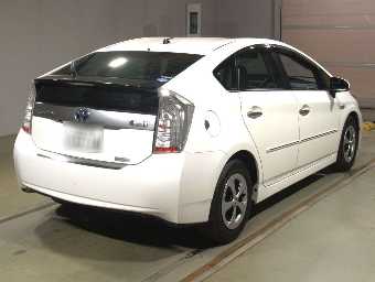 TOYOTA PRIUS PHV 2013 Image 2