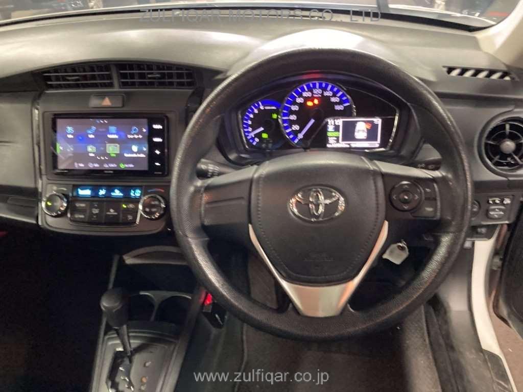 TOYOTA COROLLA AXIO 2018 Image 6