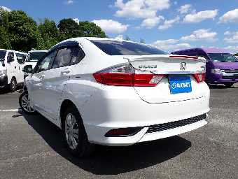HONDA GRACE 2019 Image 2