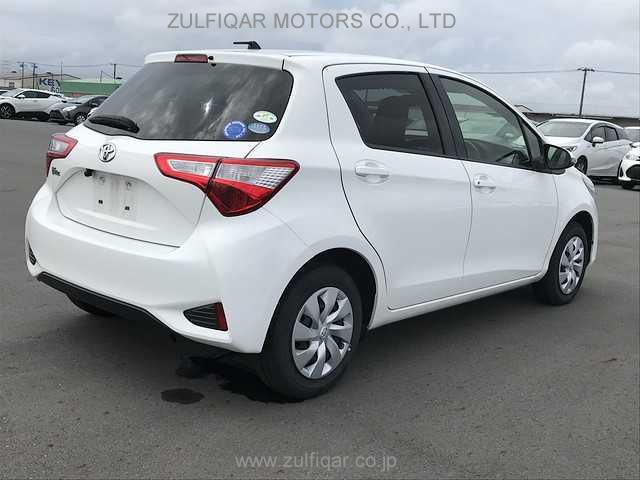 TOYOTA VITZ 2019 Image 20