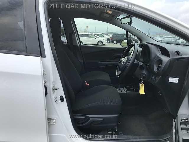 TOYOTA VITZ 2019 Image 23