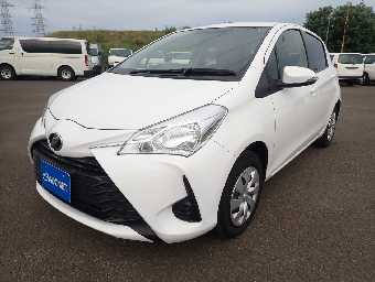 TOYOTA VITZ 2019 Image 5
