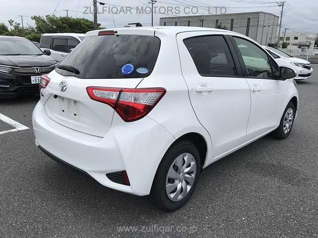 TOYOTA VITZ 2019 Image 20