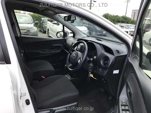 TOYOTA VITZ 2019 Image 23