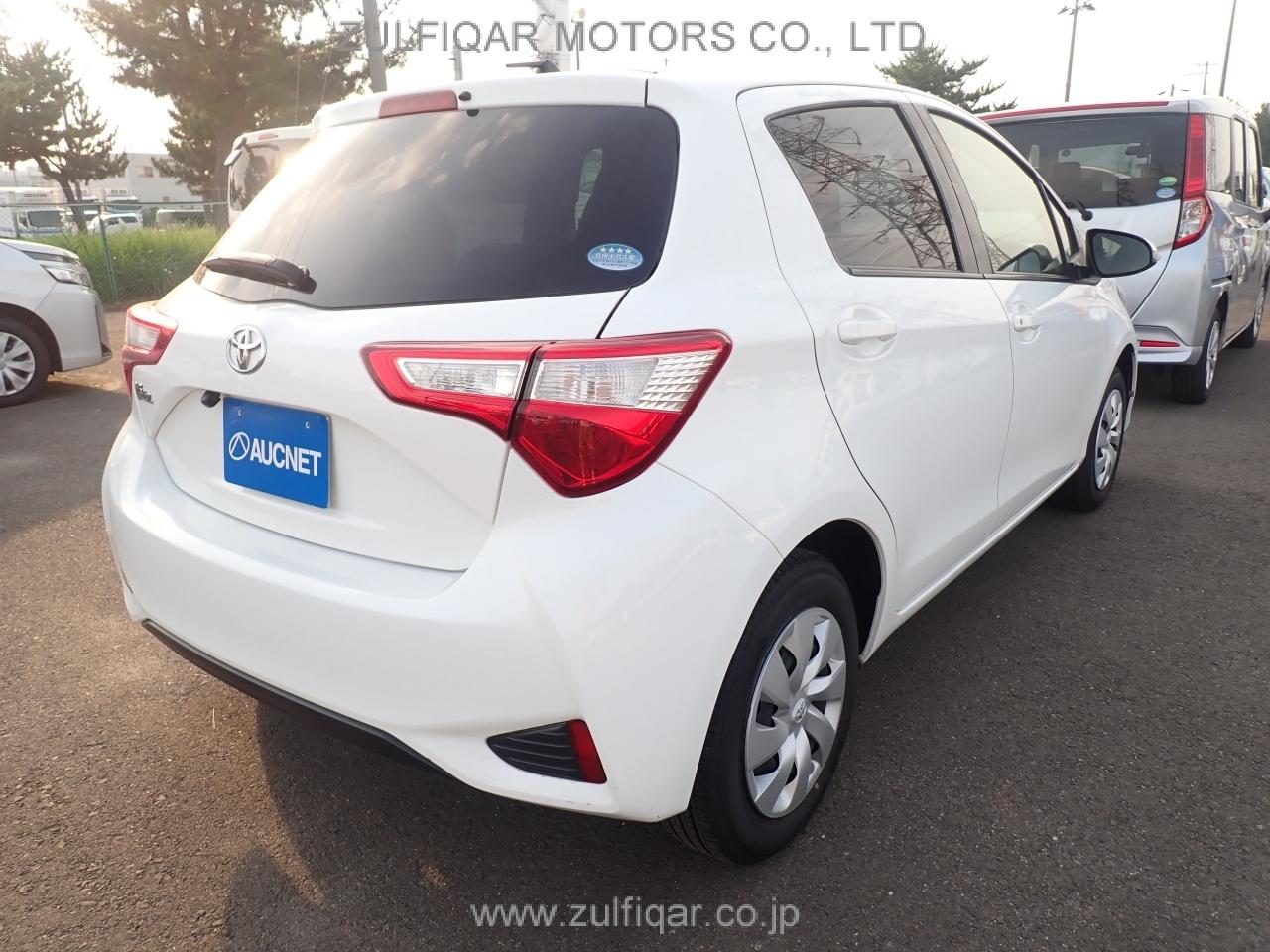 TOYOTA VITZ 2019 Image 8