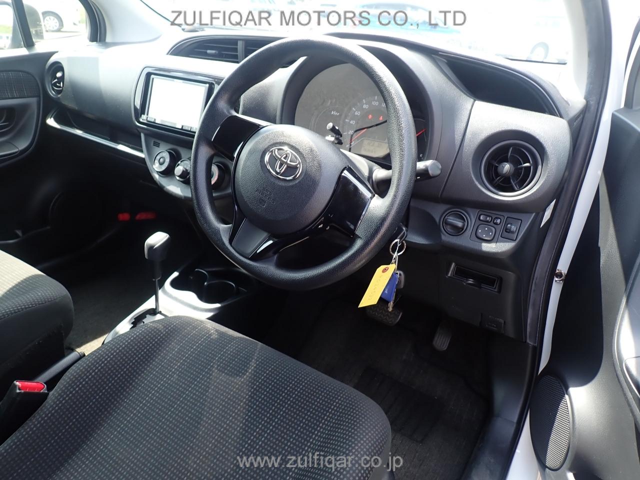 TOYOTA VITZ 2019 Image 9