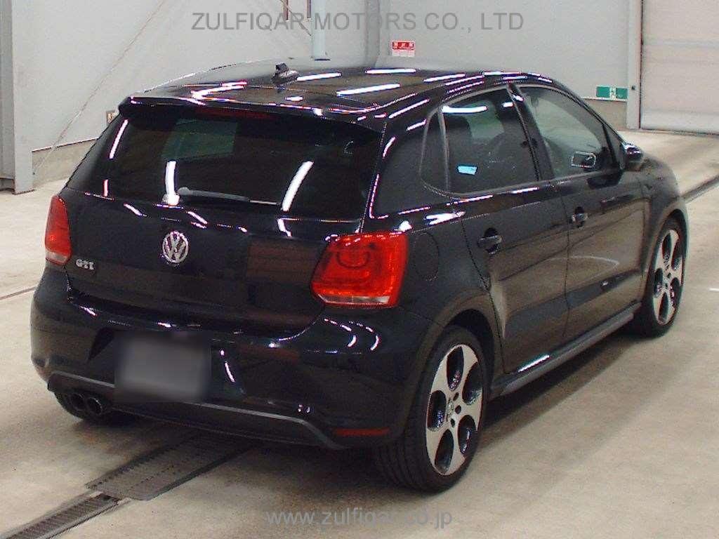 VOLKSWAGEN POLO 2014 Image 2