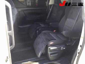 TOYOTA VELLFIRE 2020 Image 10