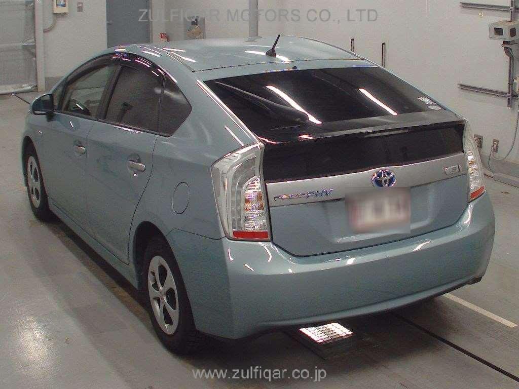 TOYOTA PRIUS PHV 2012 Image 6