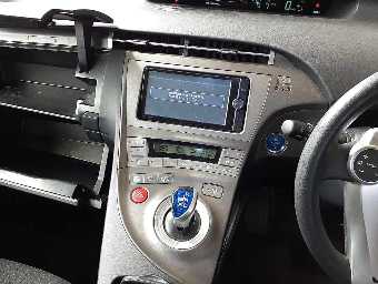 TOYOTA PRIUS PHV 2012 Image 9