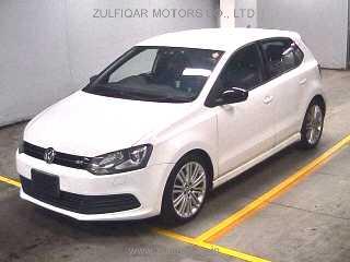 VOLKSWAGEN POLO 2013 Image 4