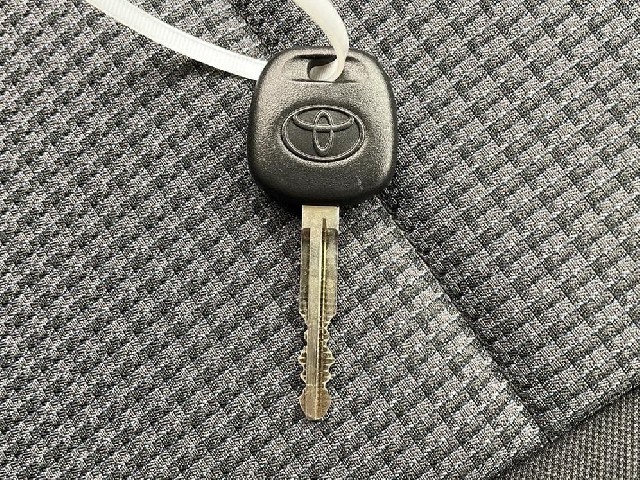 TOYOTA NOAH 2022 Image 24