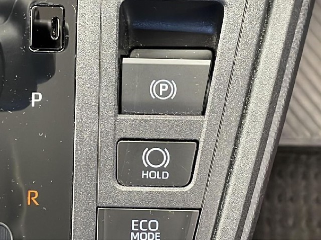 TOYOTA NOAH 2022 Image 26