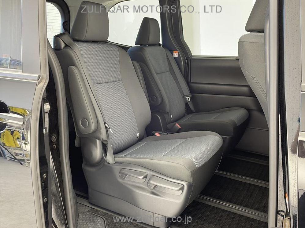 TOYOTA NOAH 2022 Image 30