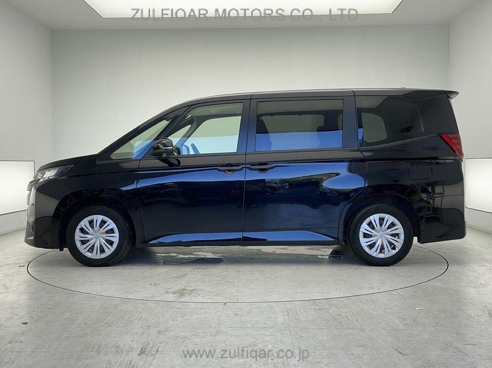 TOYOTA NOAH 2022 Image 37