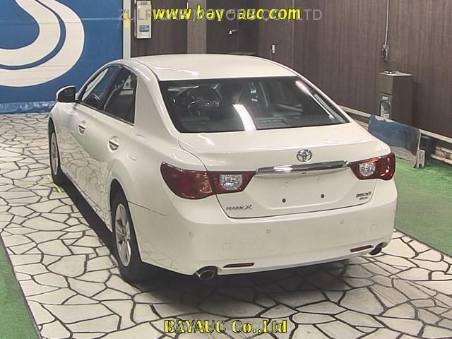 TOYOTA MARK X 2011 Image 2