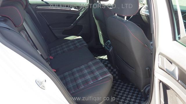 VOLKSWAGEN GOLF GTI 2014 Image 21