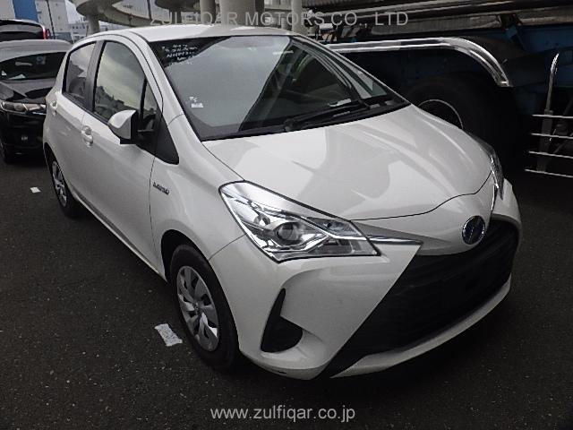 TOYOTA VITZ 2019 Image 21