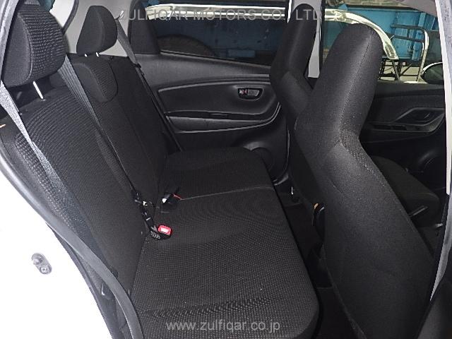 TOYOTA VITZ 2019 Image 28