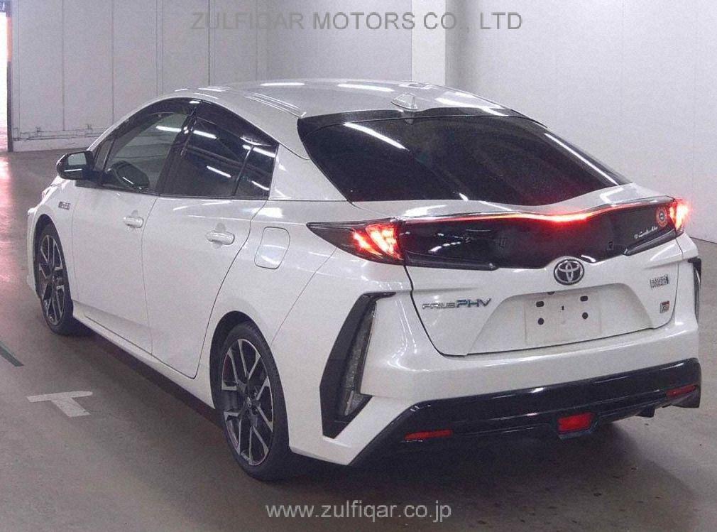 TOYOTA PRIUS PHV 2019 Image 2