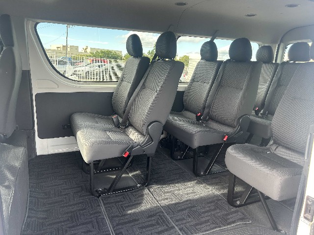 TOYOTA HIACE WAGON 2018 Image 19