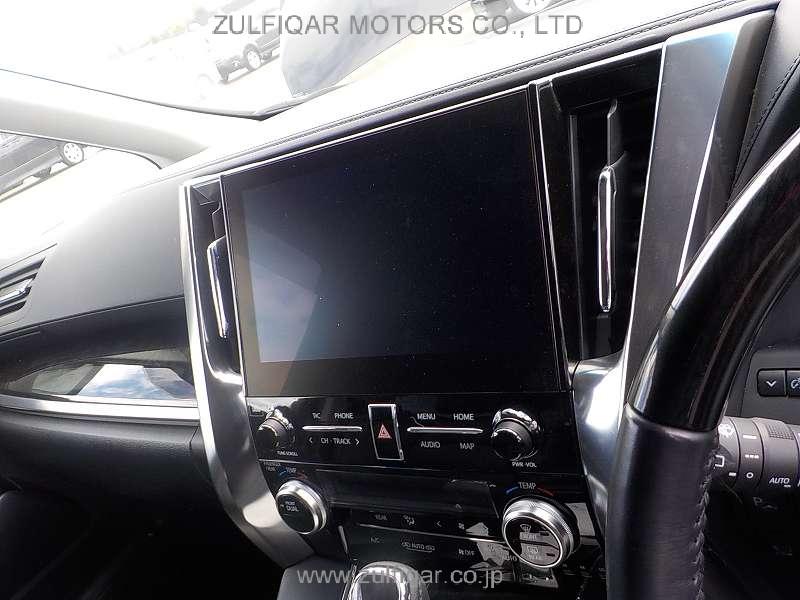 TOYOTA ALPHARD 2021 Image 8