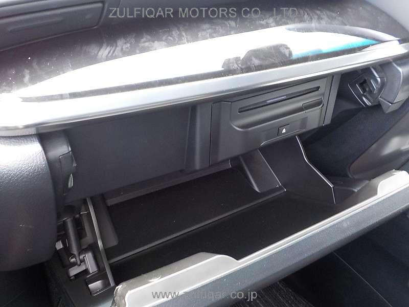 TOYOTA ALPHARD 2021 Image 10