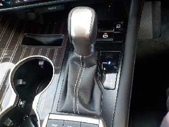 LEXUS RX 2020 Image 8