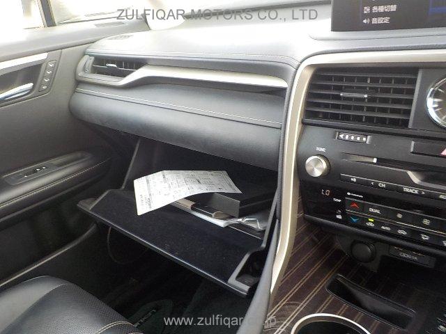 LEXUS RX 2020 Image 25