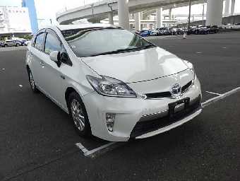 TOYOTA PRIUS PHV 2014 Image 6