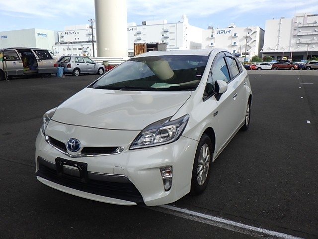 TOYOTA PRIUS PHV 2014 Image 25
