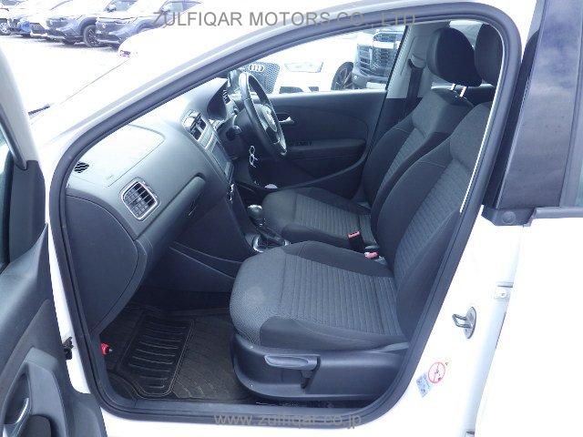 VOLKSWAGEN POLO 2013 Image 24