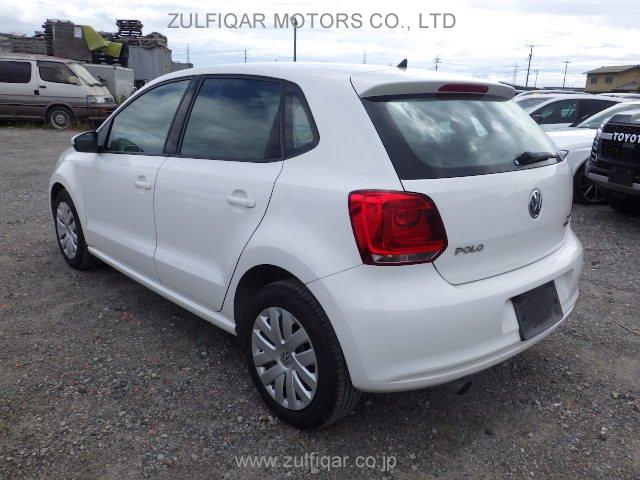 VOLKSWAGEN POLO 2013 Image 9