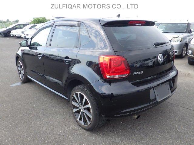 VOLKSWAGEN POLO 2013 Image 10