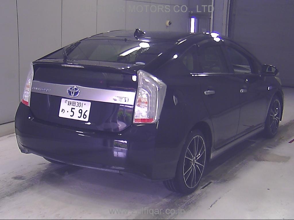 TOYOTA PRIUS PHV 2014 Image 2