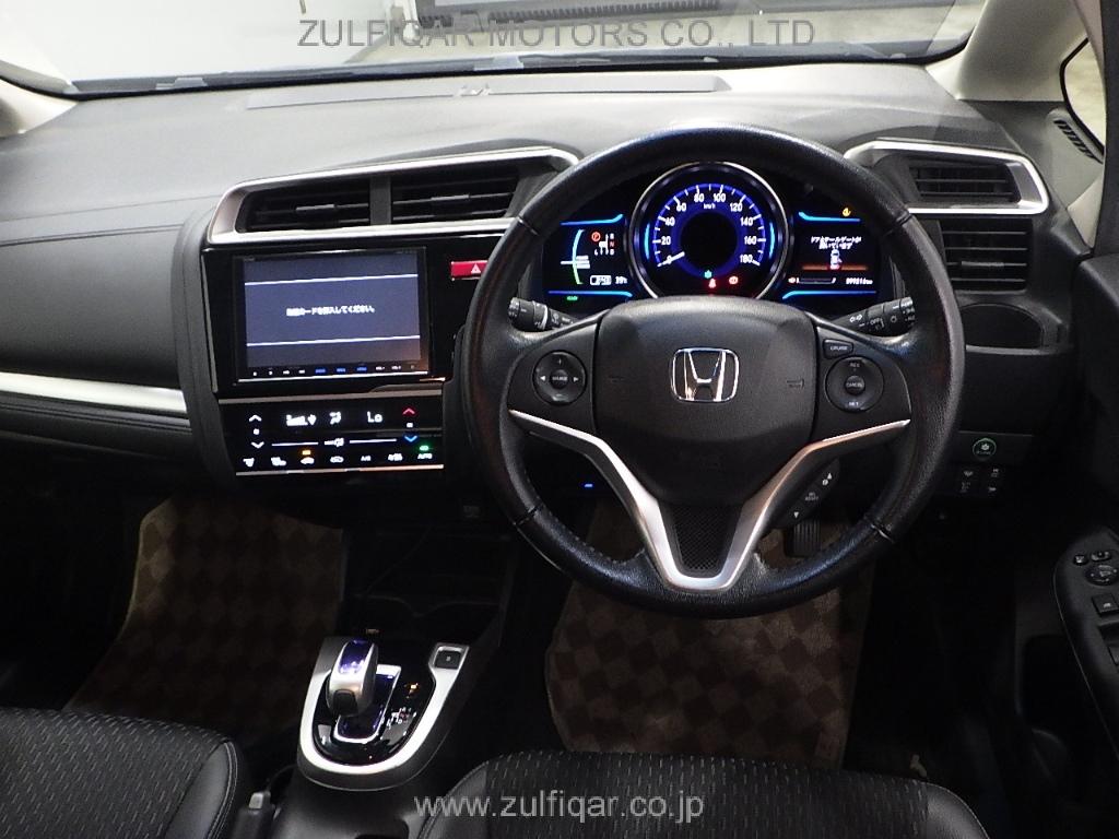 HONDA FIT HYBRID 2015 Image 3