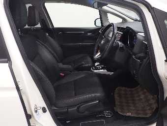 HONDA FIT HYBRID 2015 Image 6