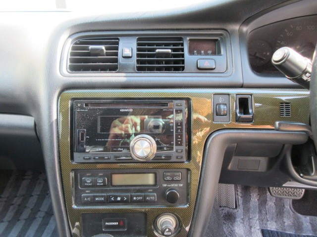 TOYOTA CHASER 2000 Image 20