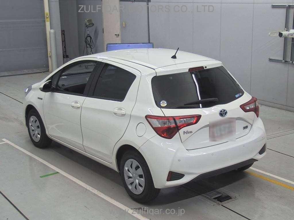 TOYOTA VITZ 2019 Image 6