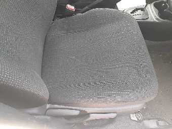 TOYOTA VITZ 2019 Image 8